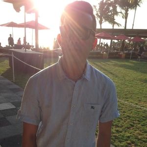 Meet your Posher, Wayne